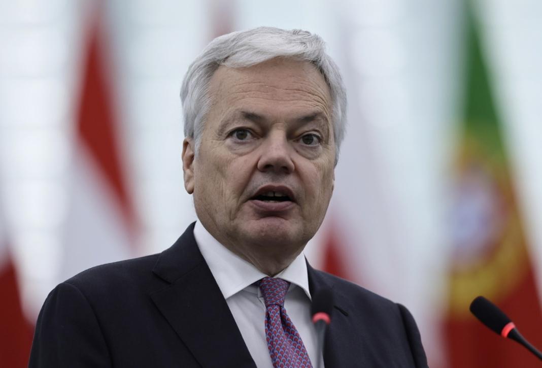 Έρευνα στην κατοικία του Ευρωπαίου πρώην επιτρόπου Ντιντιέ Ρέιντερς – Βρέθηκαν ποσά σε μετρητά, ερευνάται για ξέπλυμα