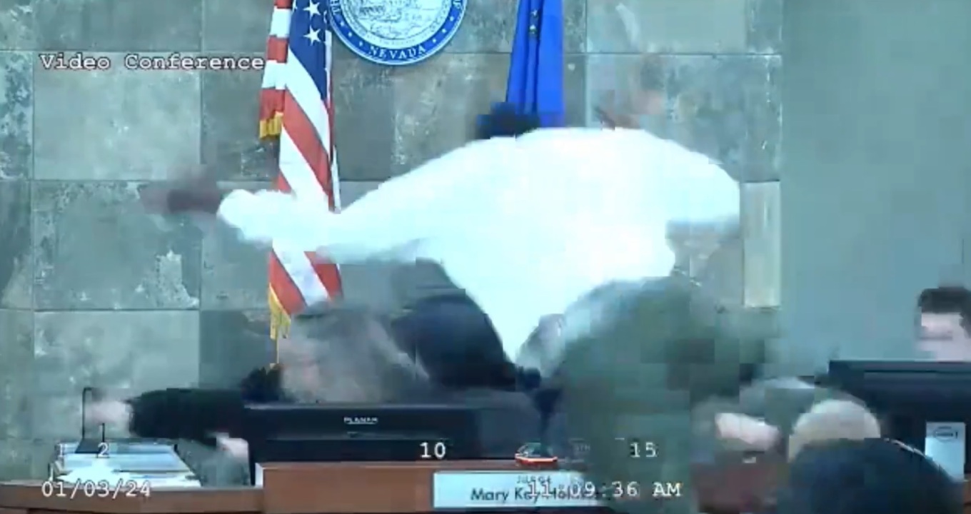 Άνδρας που επιτέθηκε σε δικαστή στο Λας Βέγκας θα φυλακιστεί έως και 65 χρόνια