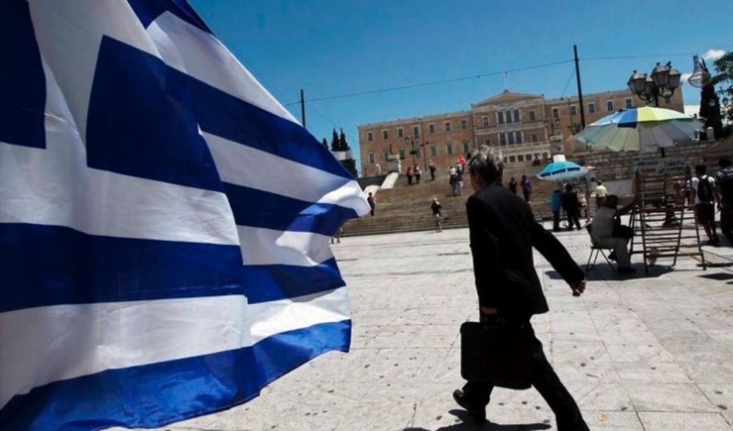 Τα τρία μέτωπα που θα κρίνουν την πορεία της οικονομίας το 2025