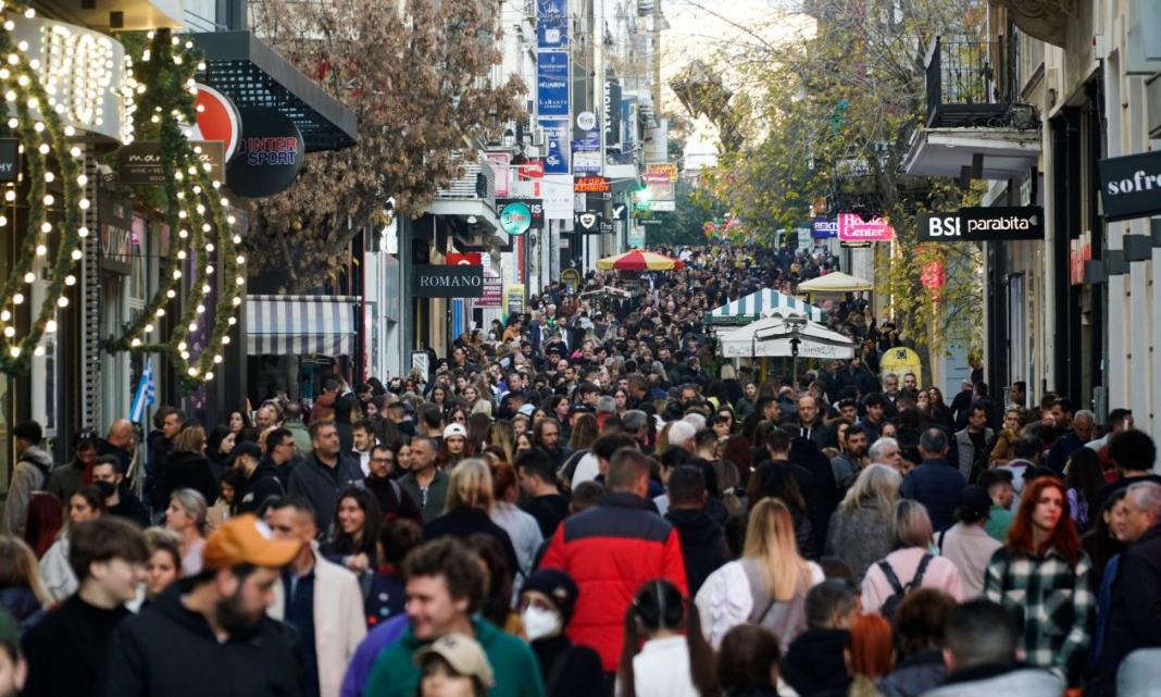 Εορταστικό ωράριο: Μέχρι τι ώρα θα είναι ανοιχτά σήμερα, Παραμονή των Χριστουγέννων τα καταστήματα