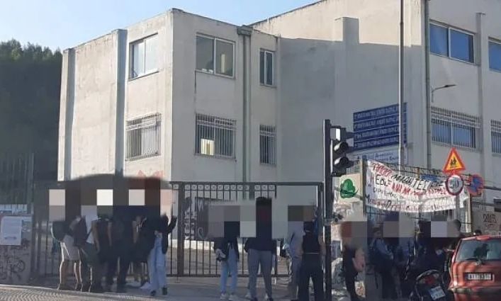 Οδύνη για το θάνατο της 16χρονης Νεφέλης από μηνιγγίτιδα