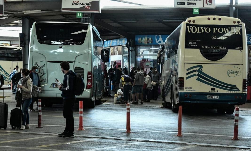 Επιβάτης σε λεωφορείο των ΚΤΕΛ φορούσε πάνα ακράτειας και έκρυβε μέσα 1.280 ευρώ