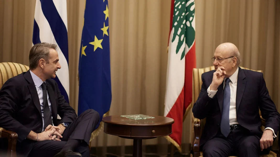 Στον Λίβανο ο Μητσοτάκης – Θερμή υποδοχή από τον πρωθυπουργό της χώρας