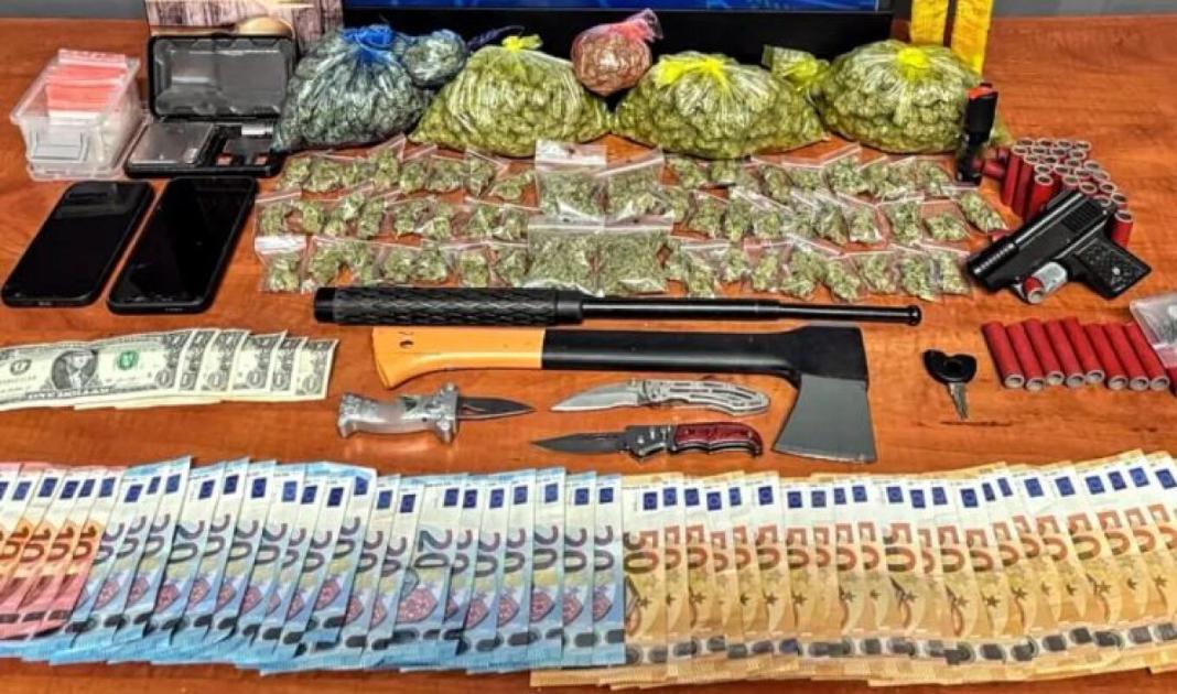 Συνελήφθη 20χρονος αρχηγός εγκληματικής οργάνωσης που διακινούσε ναρκωτικά