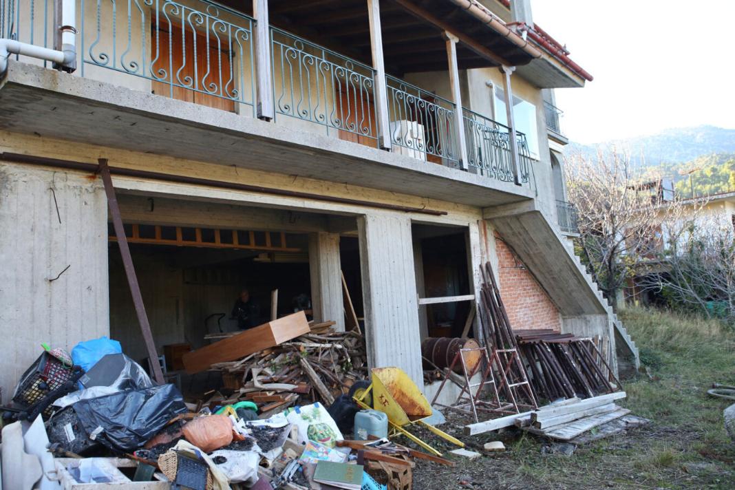 Έκαψαν ακόμη και το μαξιλάρι που έπνιξαν τον 66χρονο – Πώς σκηνοθέτησαν τα πάντα και προσπάθησαν να σβήσουν τα ίχνη τους