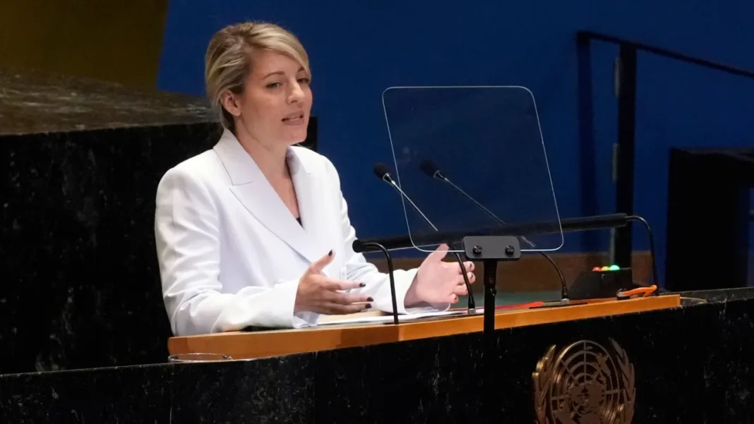 Σε «συντονισμένη» αντίδραση στη δασμολογική πίεση του Τραμπ καλεί ο Καναδάς