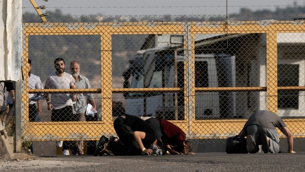 Το Ισραήλ θα αφήσει ελεύθερους 737 Παλαιστίνιους κρατούμενους με αντάλλαγμα 33 Ισραηλινούς ομήρους