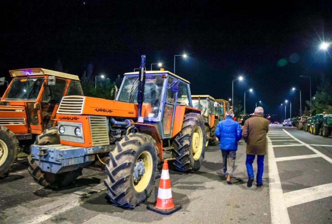 Αγρότες: Σκληραίνουν τη στάση τους - Από σήμερα το απόγευμα οι αποκλεισμοί δρόμων στη Θεσσαλία