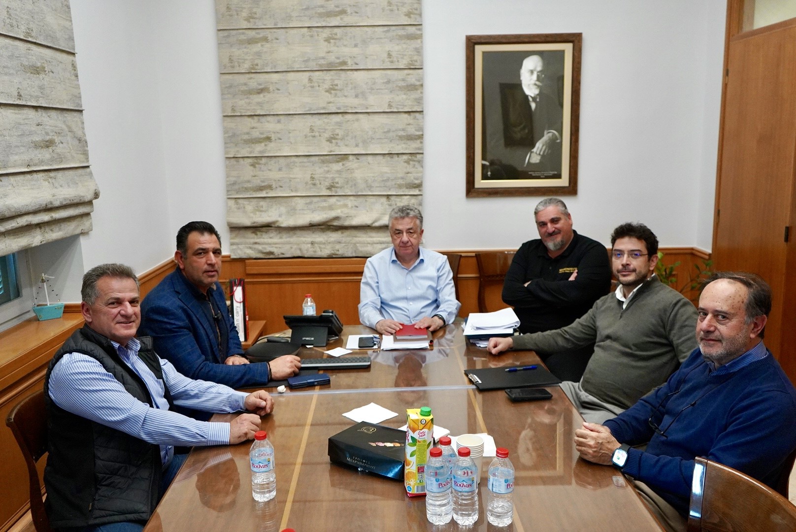 Συνάντηση του Περιφερειάρχη Κρήτης με το Διοικητικό Συμβούλιο του Εμπορικού Συλλόγου Ηρακλείου