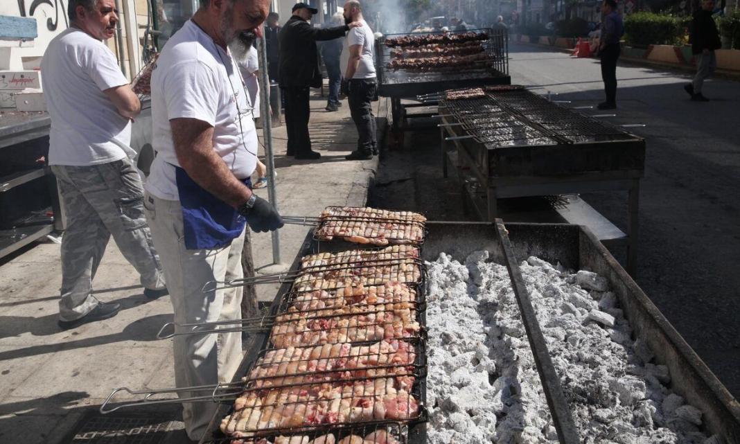 Πότε πέφτει Τσικνοπέμπτη και Καθαρά Δευτέρα