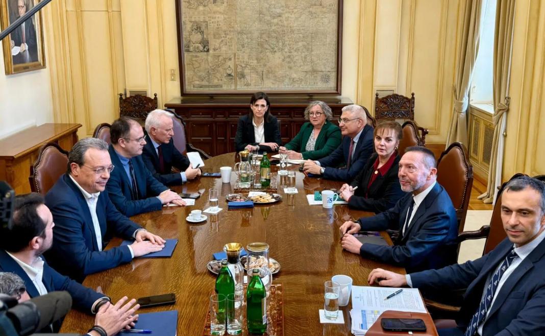 Συνάντηση του Προέδρου του ΣΥΡΙΖΑ–ΠΣ, Σωκράτη Φάμελλου με τον Διοικητή της Τράπεζας της Ελλάδας, Γιάννη Στουρνάρα