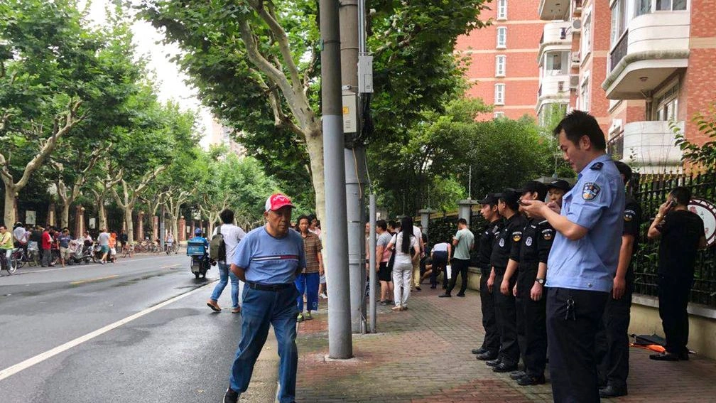 Η Κίνα καταδίκασε σε θάνατο άνδρα για επίθεση με μαχαίρι – Στόχος μια Γιαπωνέζα και το παιδί της