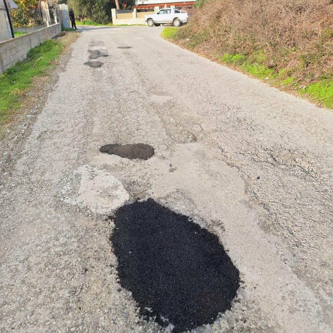 Ο Ενιαίος Αγροτικός Σύλλογος Ιεράπετρας επιδιόρθωσε λακκούβες