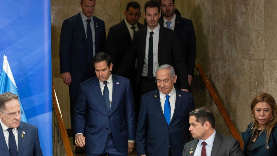 Συμφωνεί ο Νετανιάχου με το σχέδιο Τραμπ για μεταφορά Παλαιστινίων σε άλλες χώρες