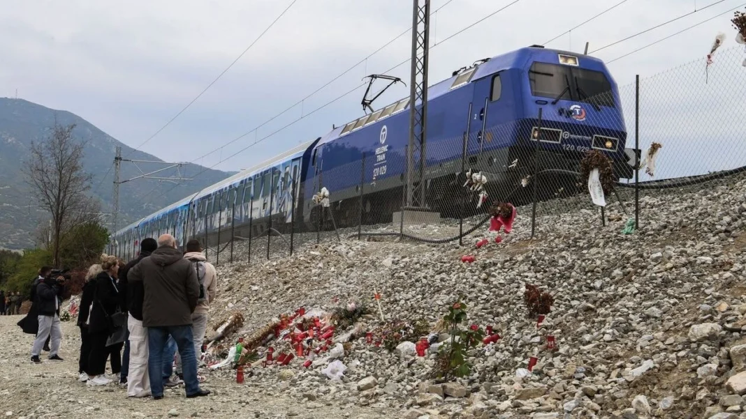 Τέμπη: Στις 12 το μεσημέρι το τρισάγιο μνήμης για τους 57 νεκρούς