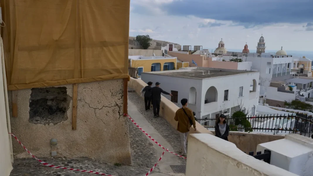 ΕΚΠΑ για Σαντορίνη: Η σεισμικότητα παρουσιάζει σταδιακή ύφεση