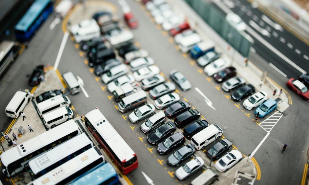 Πώς ζευγάρι έστησε μεγάλη απάτη με αυτοκίνητα «φαντάσματα» – Άρπαξαν 118.000 ευρώ