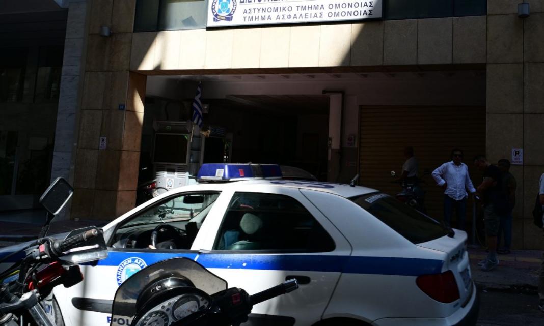 Βίντεο από τη στιγμή της σύλληψης του 24χρονου που τραυμάτισε τον αστυνομικό