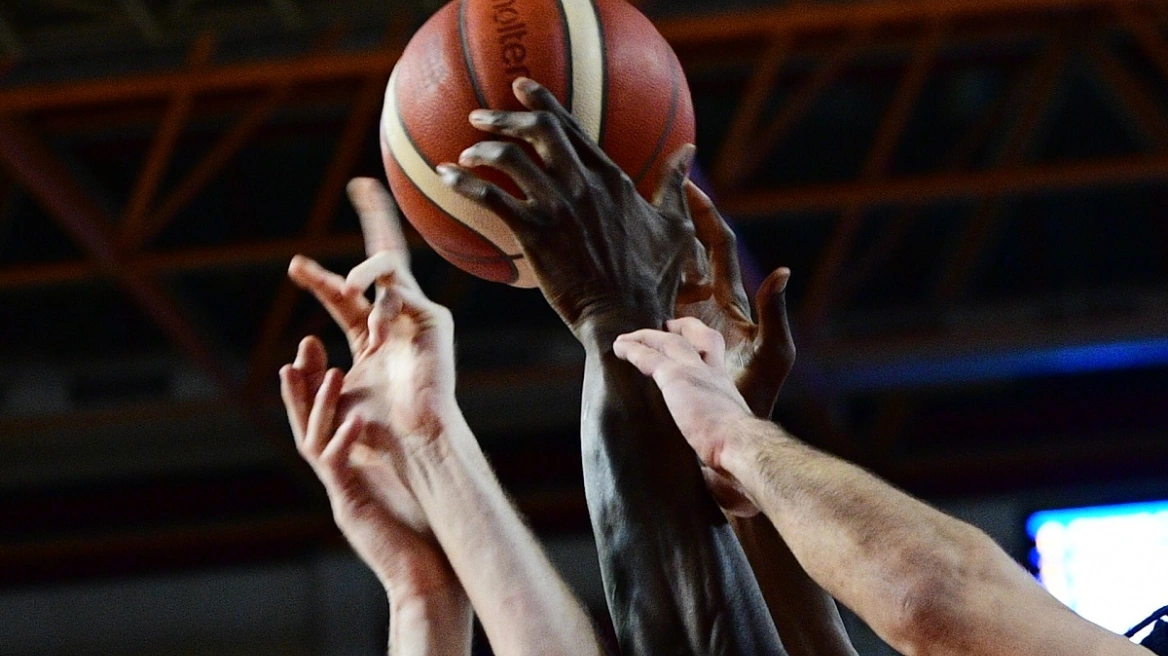 Basket League : Κρίσιμη αγωνιστική στα playouts και τζάμπολ στους αγώνες κατάταξης