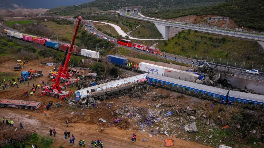 Τραγωδία στα Τέμπη: Πρώτη δικαστική απόφαση για αποζημίωση – 800.000 ευρώ σε συγγενείς θύματος