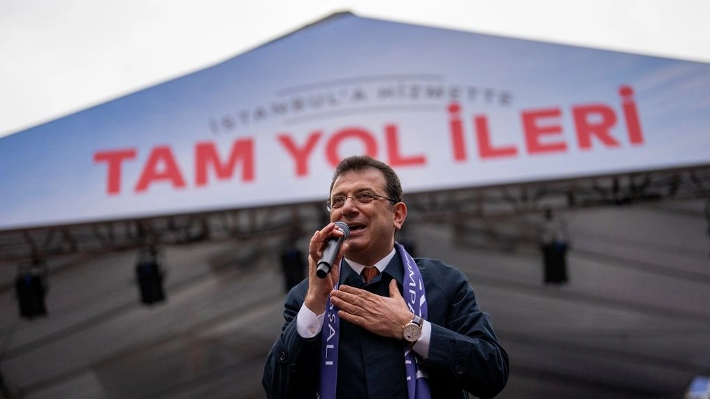 Αντιμέτωπος ξανά με τη δικαιοσύνη ο Ιμάμογλου – «Ξέρω ποιος θέλει να με βγάλει εκτός πολιτικής»