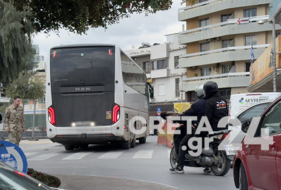 Hράκλειο: Λεωφορείο… αναστάτωσε το κέντρο της πόλης