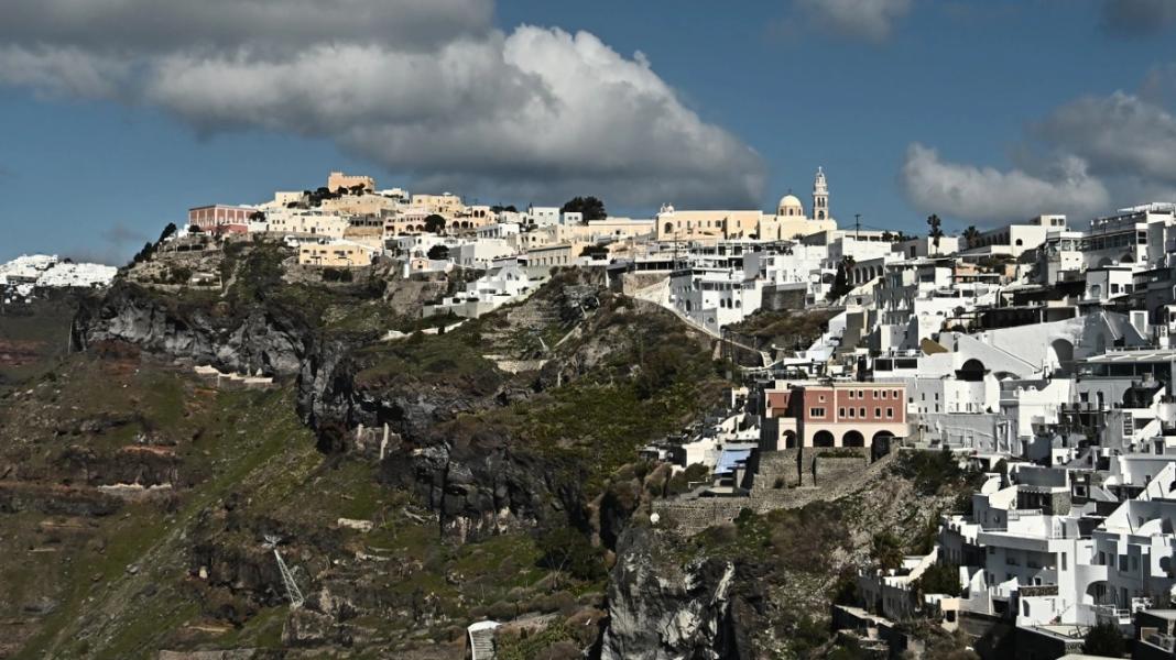 Το μπαράζ σεισμών στη Σαντορίνη μέσα από ένα 3D βίντεο – Η γεωλογική αναταραχή από τις 25 Ιανουαρίου