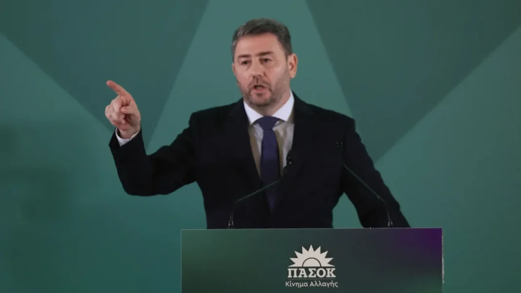 Ανδρουλάκης για Ημέρα της Γυναίκας: Να ενδυναμώσουμε ουσιαστικά και στην πράξη τον ρόλο των γυναικών