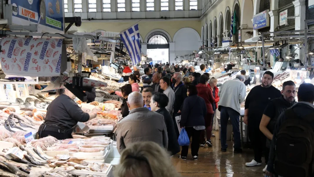 Καθαρά Δευτέρα: Πόσο κοστίζει φέτος το σαρακοστιανό τραπέζι – Οι τιμές σε λαγάνα, θαλασσινά, χαλβά