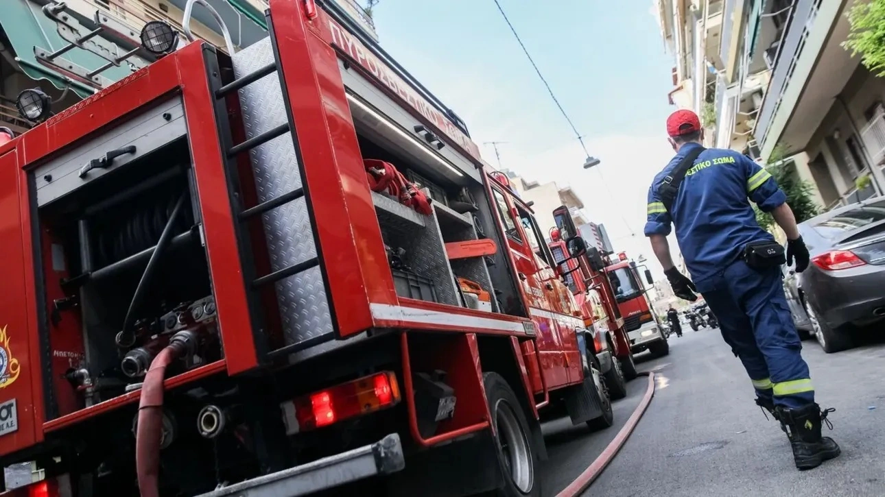 Συναγερμός για φωτιά σε εγκαταλελειμμένο κτήριο