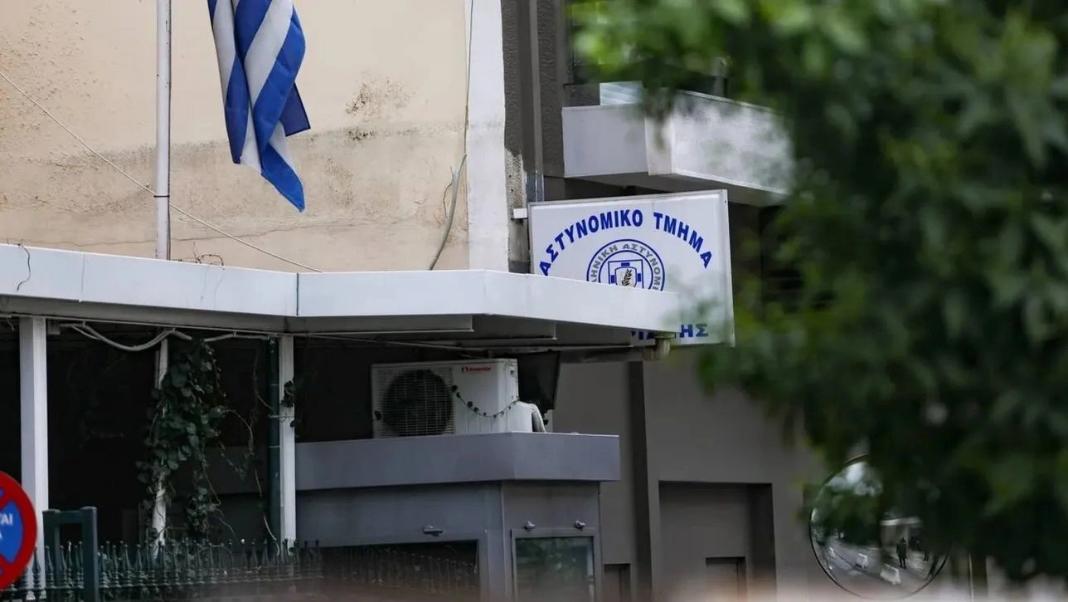 Νεκρός κρατούμενος σε αστυνομικό τμήμα – Διατάχθηκε ΕΔΕ