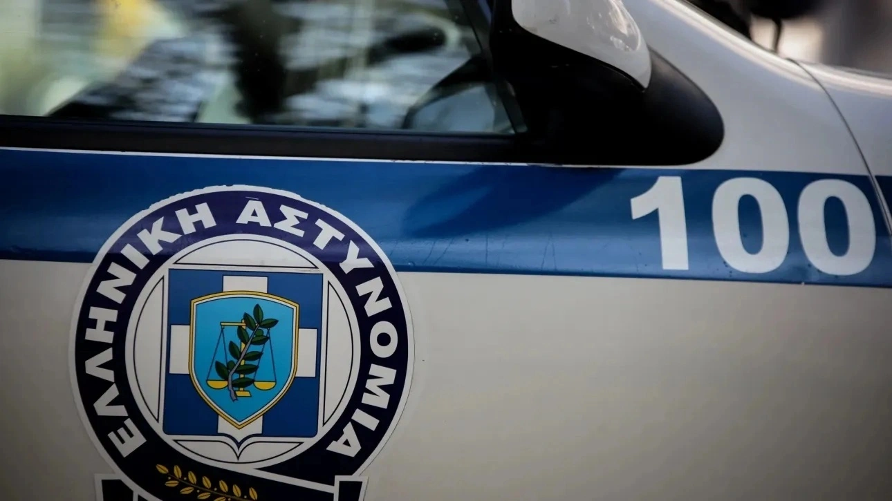 Πυροβολισμοί έξω από κατάστημα ψιλικών – Ένας τραυματίας