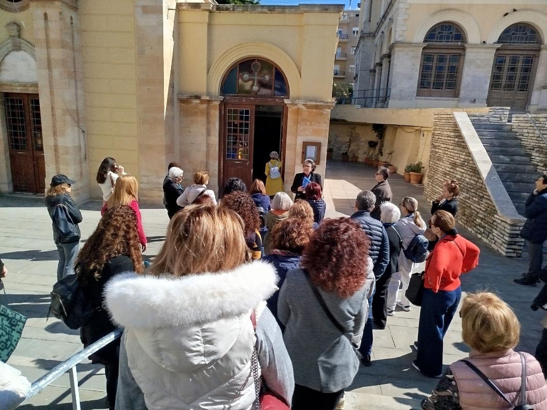 Με επιτυχία η ξενάγηση των «Χαρτοδιαδρομών… στο Δήμο μας» σε παλαιούς ναούς στο κέντρο του Ηρακλείου