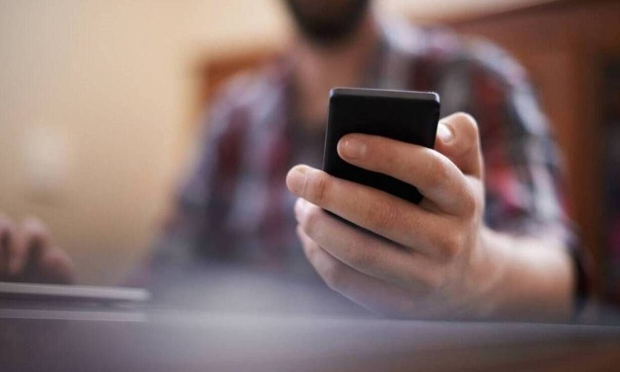 Τηλεφωνικές απάτες: Προσποιούνται το λογιστήριο του Δήμου και αποσπούν μεγάλα χρηματικά ποσά