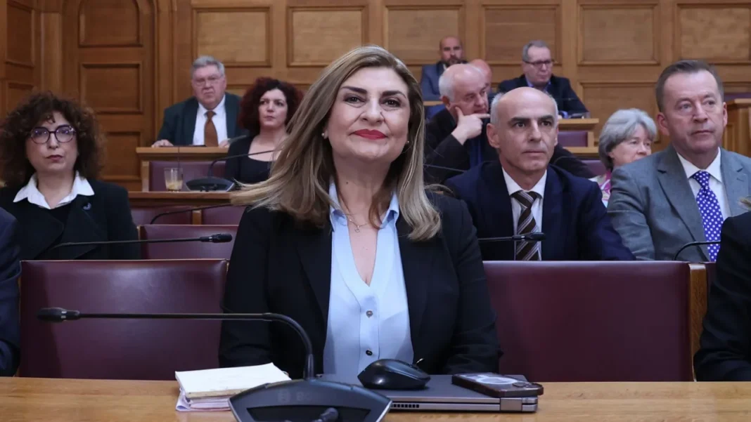 ΠΑΣΟΚ: Ο Ανδρουλάκης αντικατέστησε την Λιακούλη στην Προανακριτική για τα Τέμπη