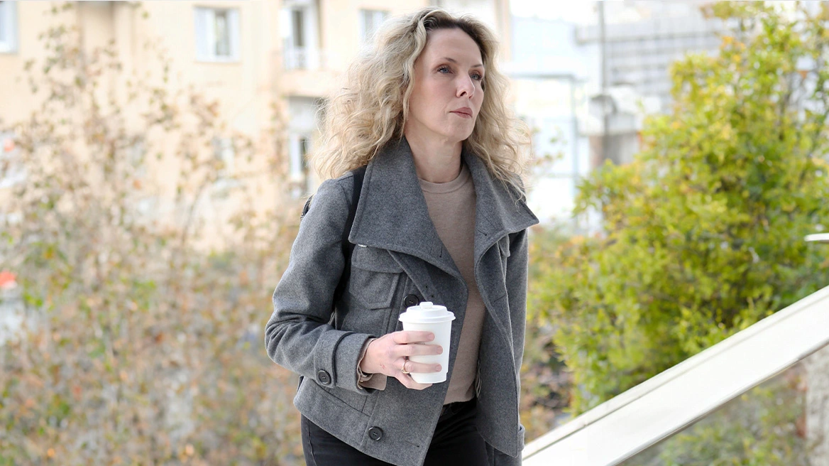 Δίκη Φιλιππίδη – Παπούλια: «Ο Πέτρος είναι κακός άνθρωπος, κατέβαζε τα παντελόνια και μου έδειχνε τα γεννητικά του όργανα»