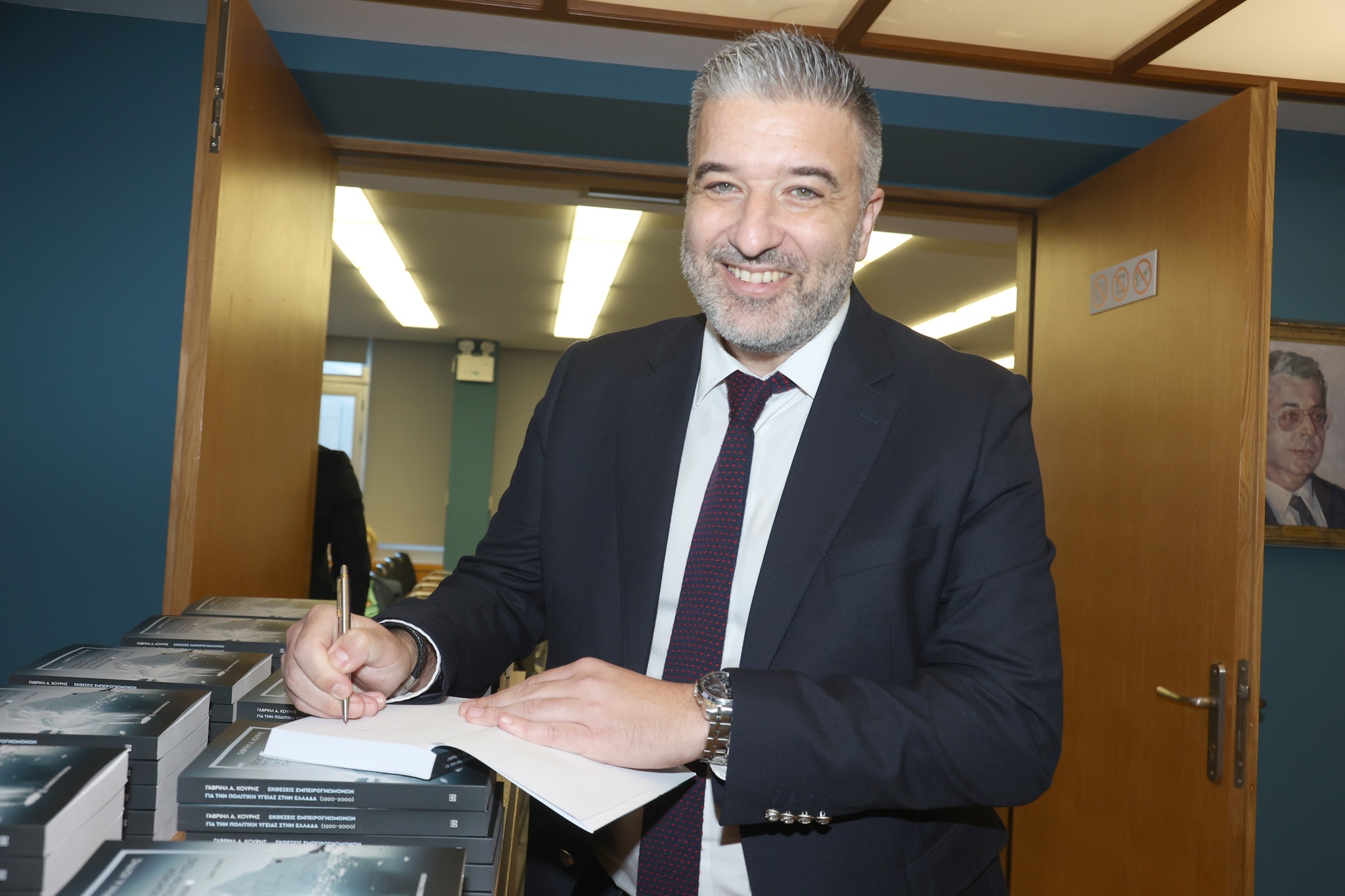 Πλήθος κόσμου στην παρουσίαση του βιβλίου του Γαβριήλ Κουρή (εικόνες)