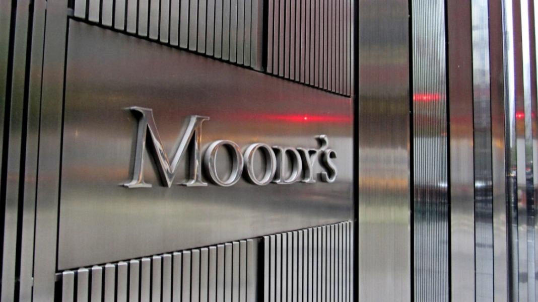 Moody’s: Τι δείχνει (και τι κρύβει) η ολική επαναφορά στην επενδυτική βαθμίδα