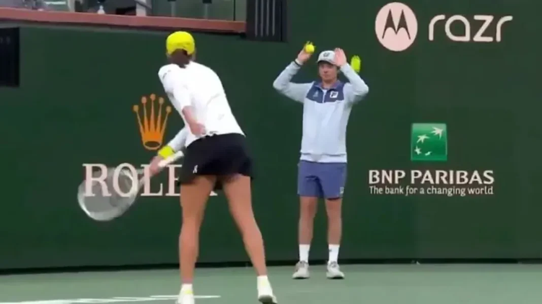 Η Σβιόντεκ ξέσπασε σε ball boy στο Indian Wells και αποδοκιμάστηκε