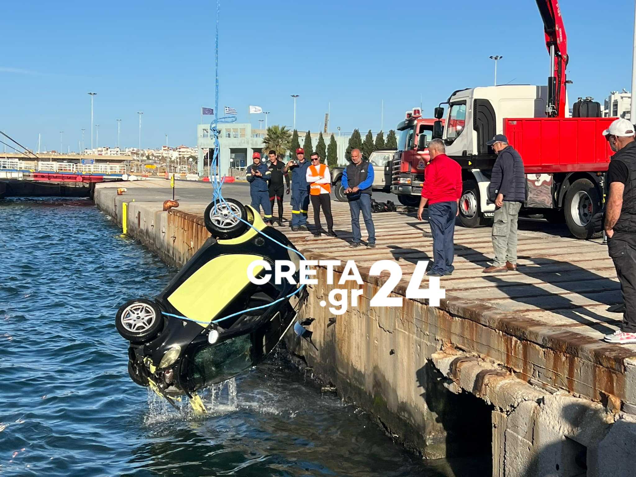 Τραγωδία στο Ηράκλειο: Άνδρας έπεσε με το αυτοκίνητό του στο λιμάνι