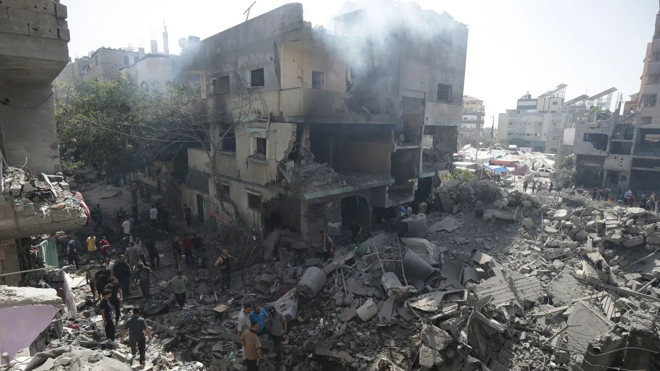 Ισραήλ: Αεροπορικός βομβαρδισμός παραλύει ένα από τα λιγοστά νοσοκομεία στη Γάζα – Νεκρό ένα παιδί