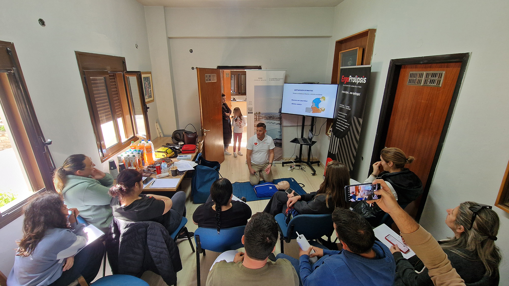 Σεμινάριο Πρώτων Βοηθειών και χρήσης απινιδωτή στο Φόδελε