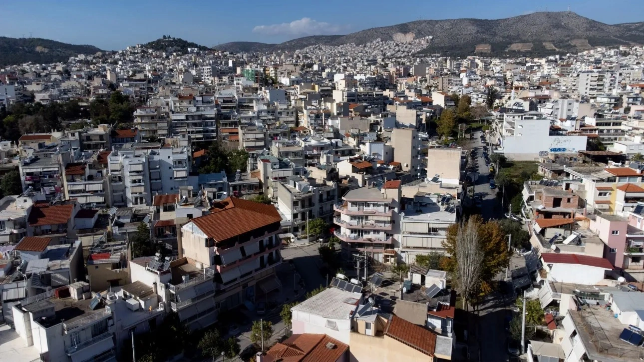 ΕΝΦΙΑ: Τα κίνητρα και τα αντικίνητρα για τους μεγάλους «παίκτες»