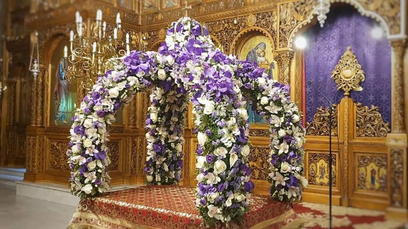 Με γαρύφαλλα από την Κρήτη ο στολισμός των Επιταφίων της Θεσσαλονίκης