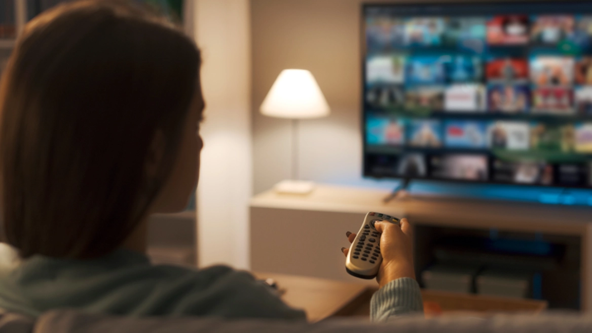 Πρόστιμα-φωτιά από την Εφορία στους «πειρατές» του Ίντερνετ – Οι «online» κατάσκοποι και πώς θα εντοπίζουν τους παραβάτες