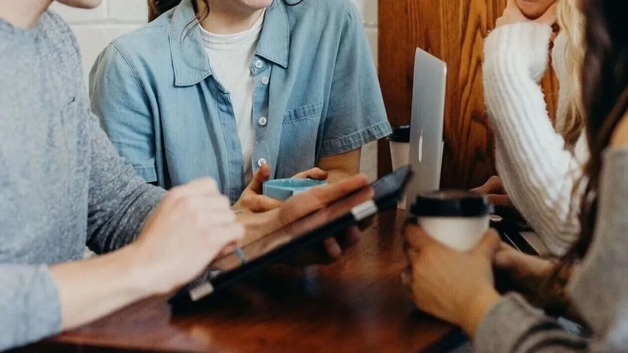 Youth Pass: Μεγάλο το ενδιαφέρον – Ξεπέρασαν τις 66.000 οι αιτήσεις