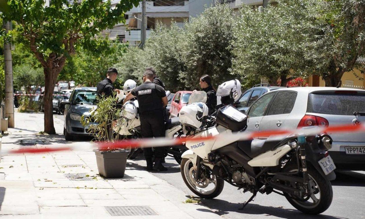 Ποινική δίωξη για ανθρωποκτονία με δόλο στον 71χρονο που μαχαίρωσε τον γιο του