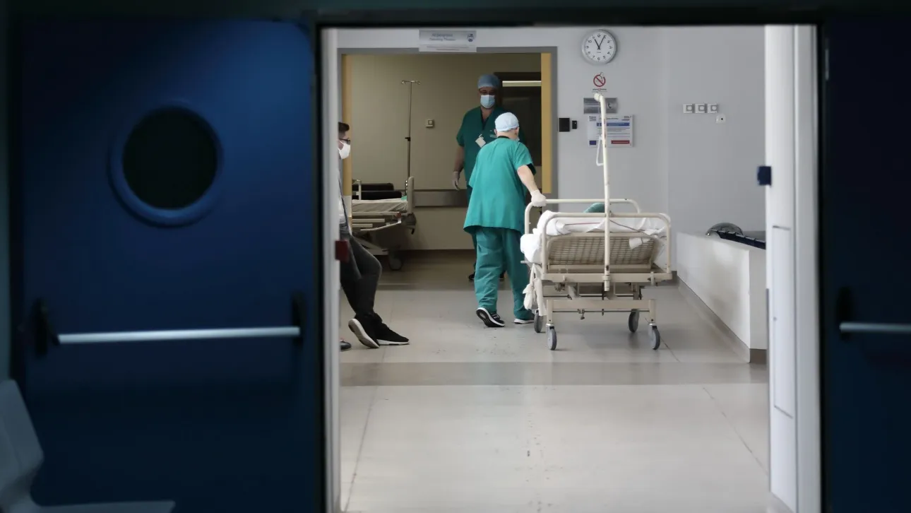 Νεαρός διαπληκτίστηκε με 54χρονο – Τον δάγκωσε και του έκοψε το αυτί