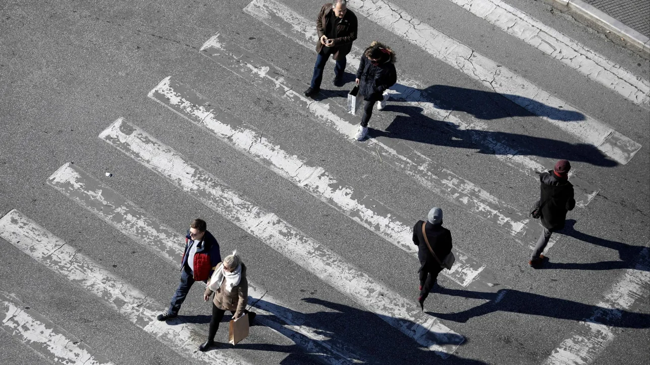 Από σήμερα οι πολίτες αξιολογούν το Δημόσιο – Πώς λειτουργεί η πλατφόρμα axiologisi.ypes.gov