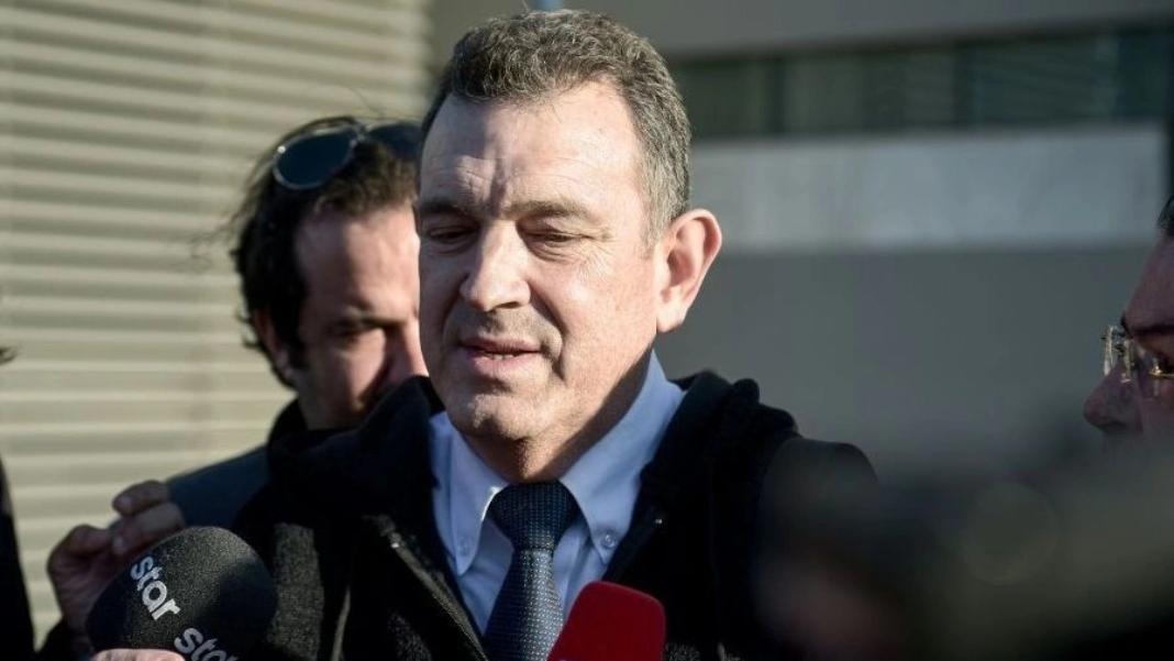 Βεβήλωση έργων τέχνης: Μήνυση Παπαδόπουλου κατά αστυνομικών και υπευθύνων της Πινακοθήκης